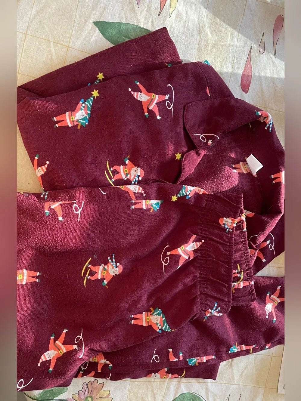 Old Navy Burgundy Holiday Top with Santa Print
